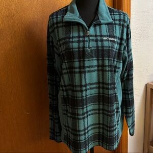 Women's Columbia Teal and Black Plaid Pullover, Size Medium